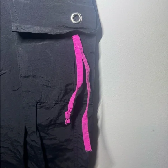 Zumba Dance Fitness Dancing Cargo Capris Wide Leg Pants Black Hot Pink XXL 2XL - Picture 3 of 7